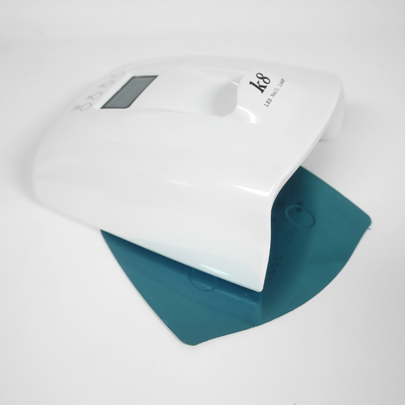 Kuko lamp na may hawakan at base plate